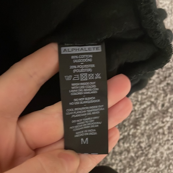 COPY - Alphalete cropped sweater - Picture 3 of 3